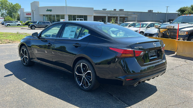New 2026 Nissan Altima 2.5 SR FWD image 6
