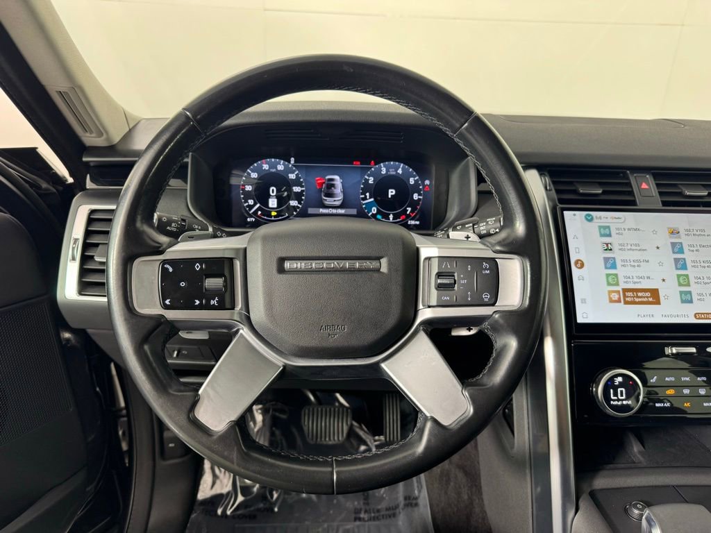 Used 2023 Land Rover Discovery S AWD/4WD image 16