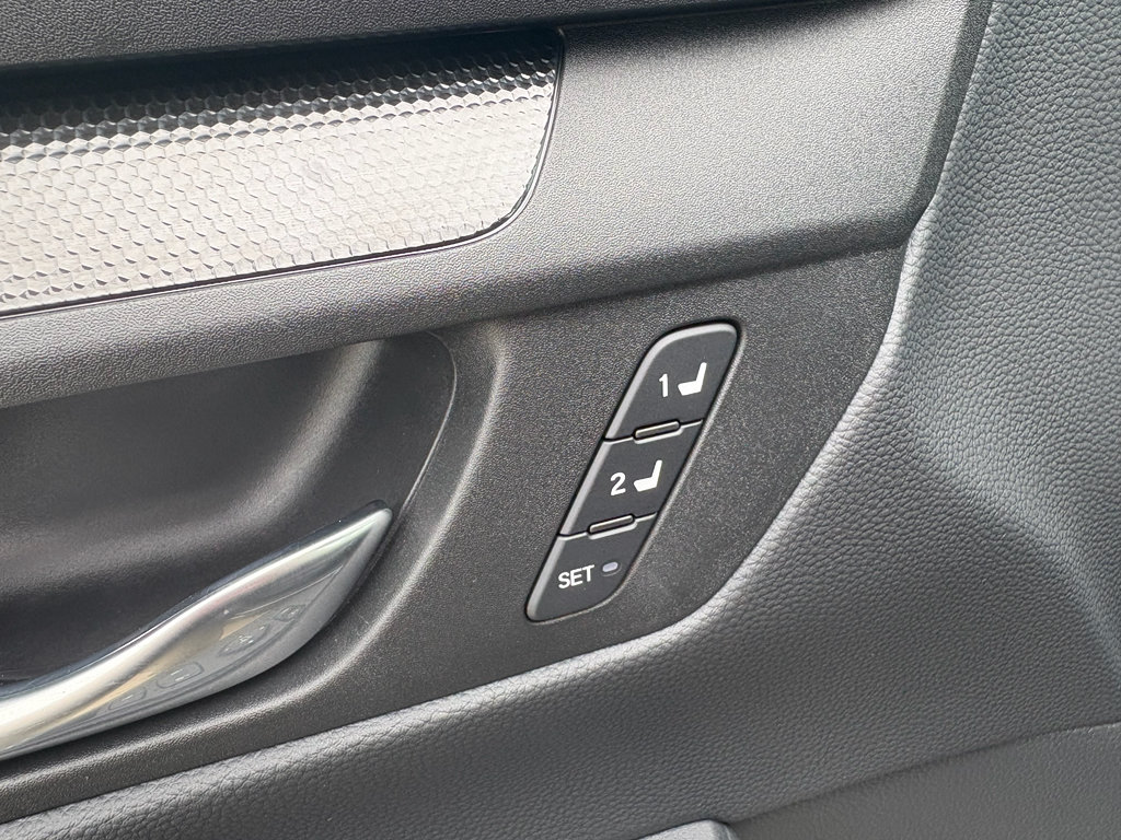 Certified 2025 Honda CR-V Sport-L image 12
