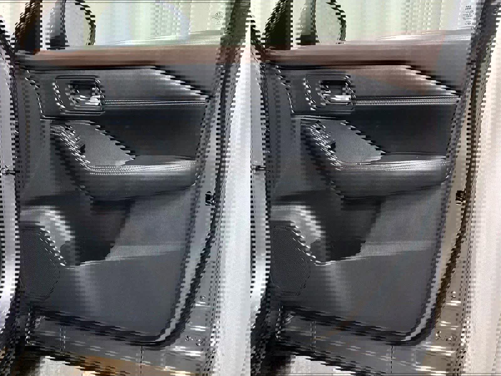 Used 2022 Nissan Rogue SL w/ SL Premium Package image 12