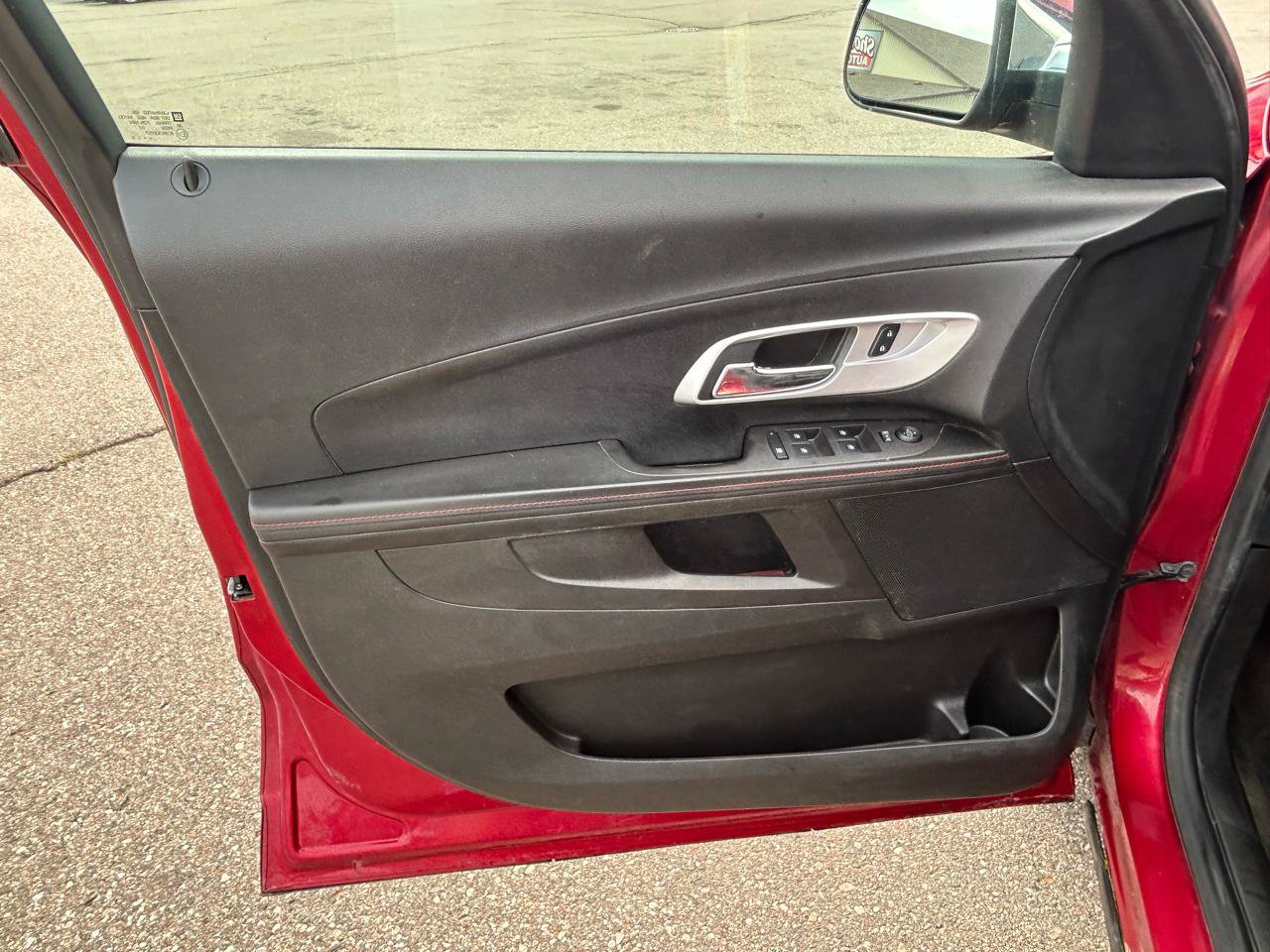 Used 2015 Chevrolet Equinox LT FWD image 14