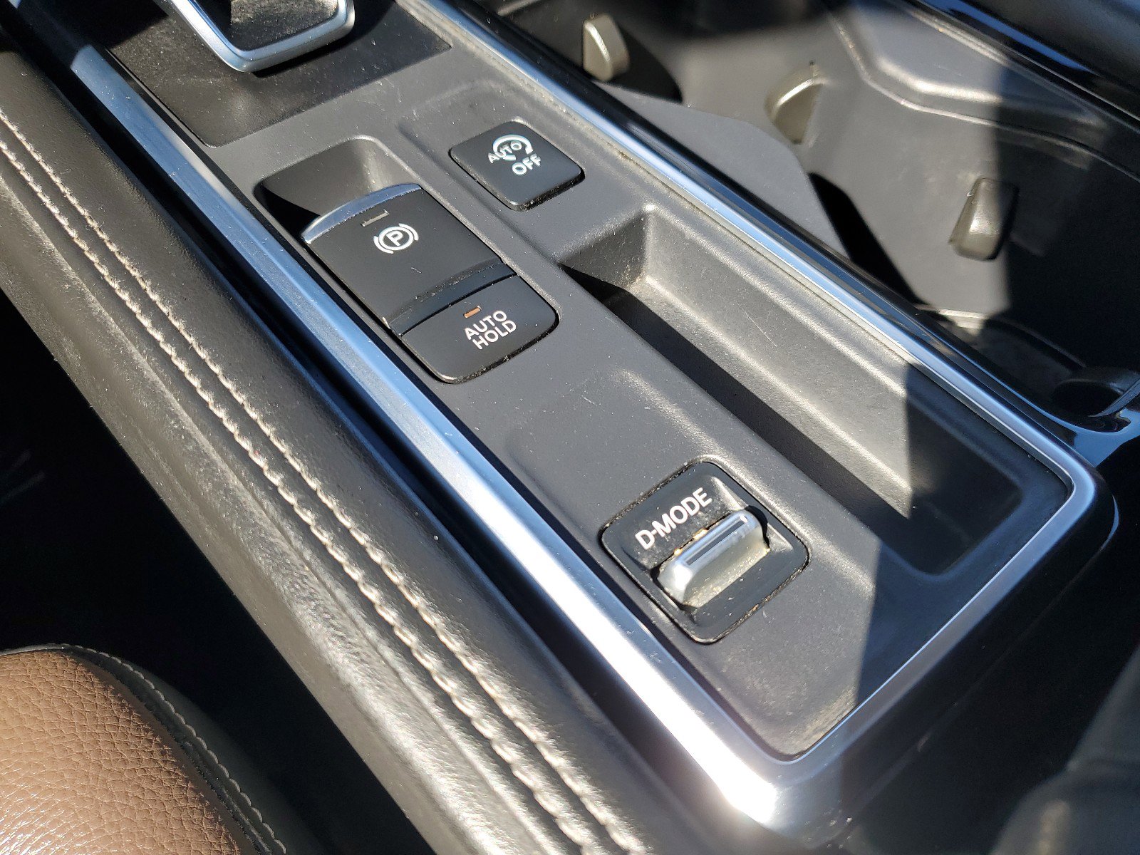 Certified 2023 Nissan Pathfinder Platinum image 26