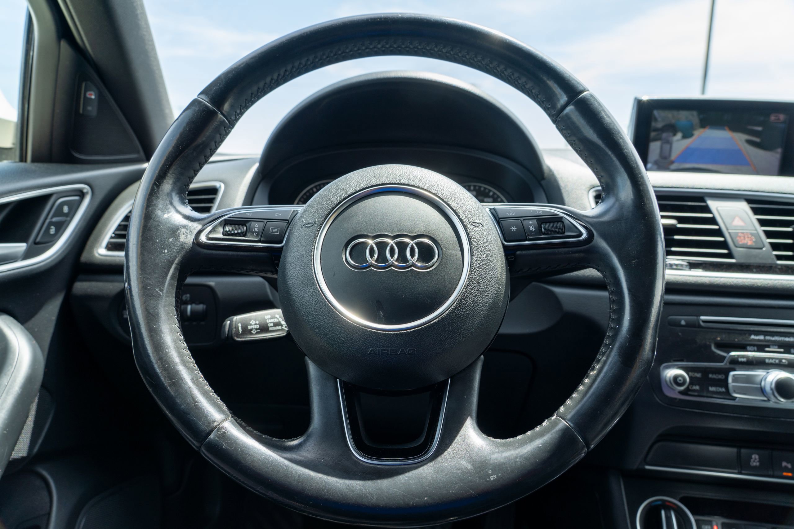 Used 2017 Audi Q3 2.0T Premium Plus w/ Premium Plus Package FWD image 12