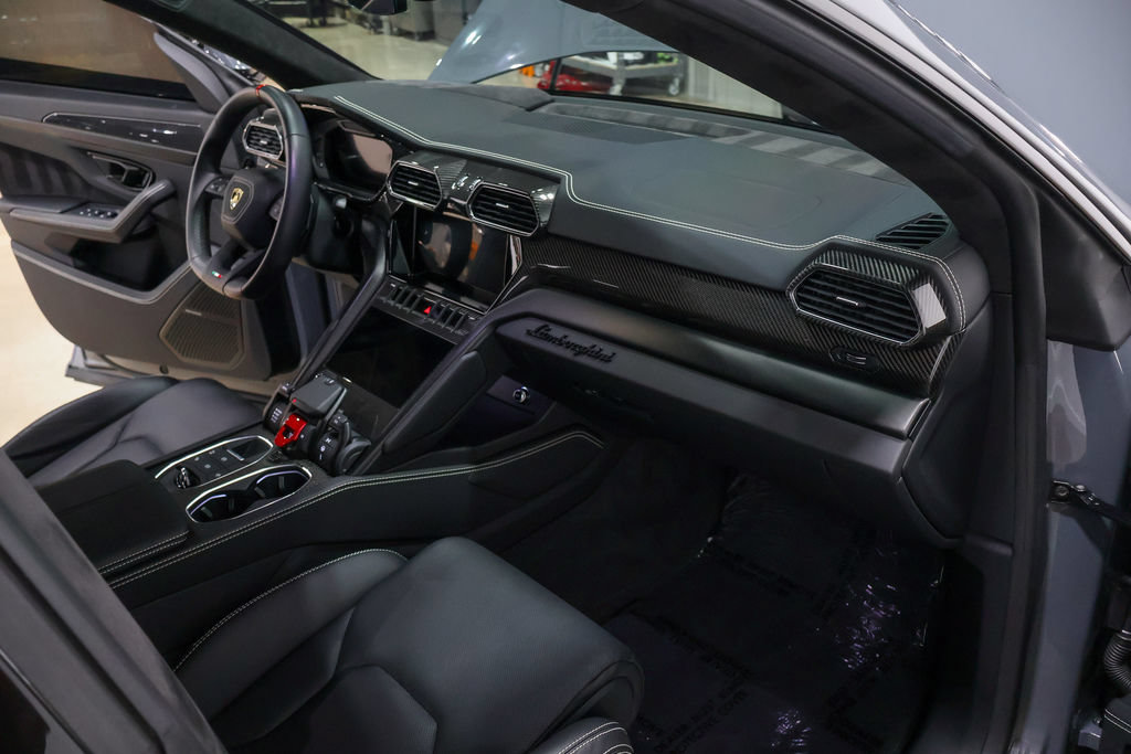 Used 2023 Lamborghini Urus S AWD/4WD image 39