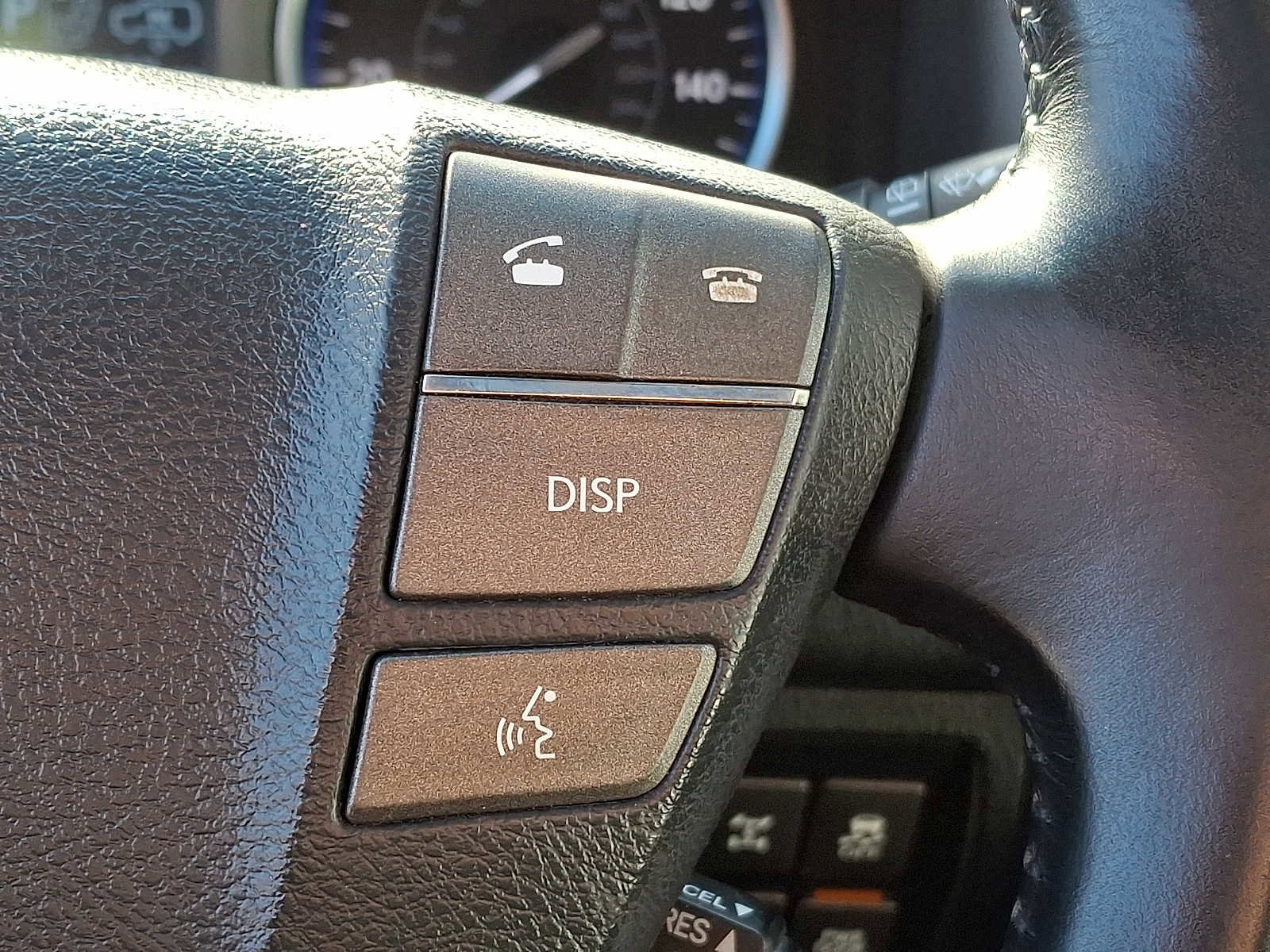 Used 2011 Lexus LX 570 4WD image 22