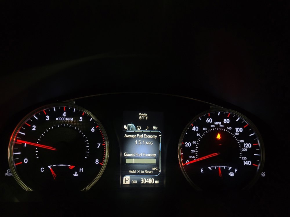 Used 2015 Toyota Camry XSE w/ Advanced Technology Package image 23