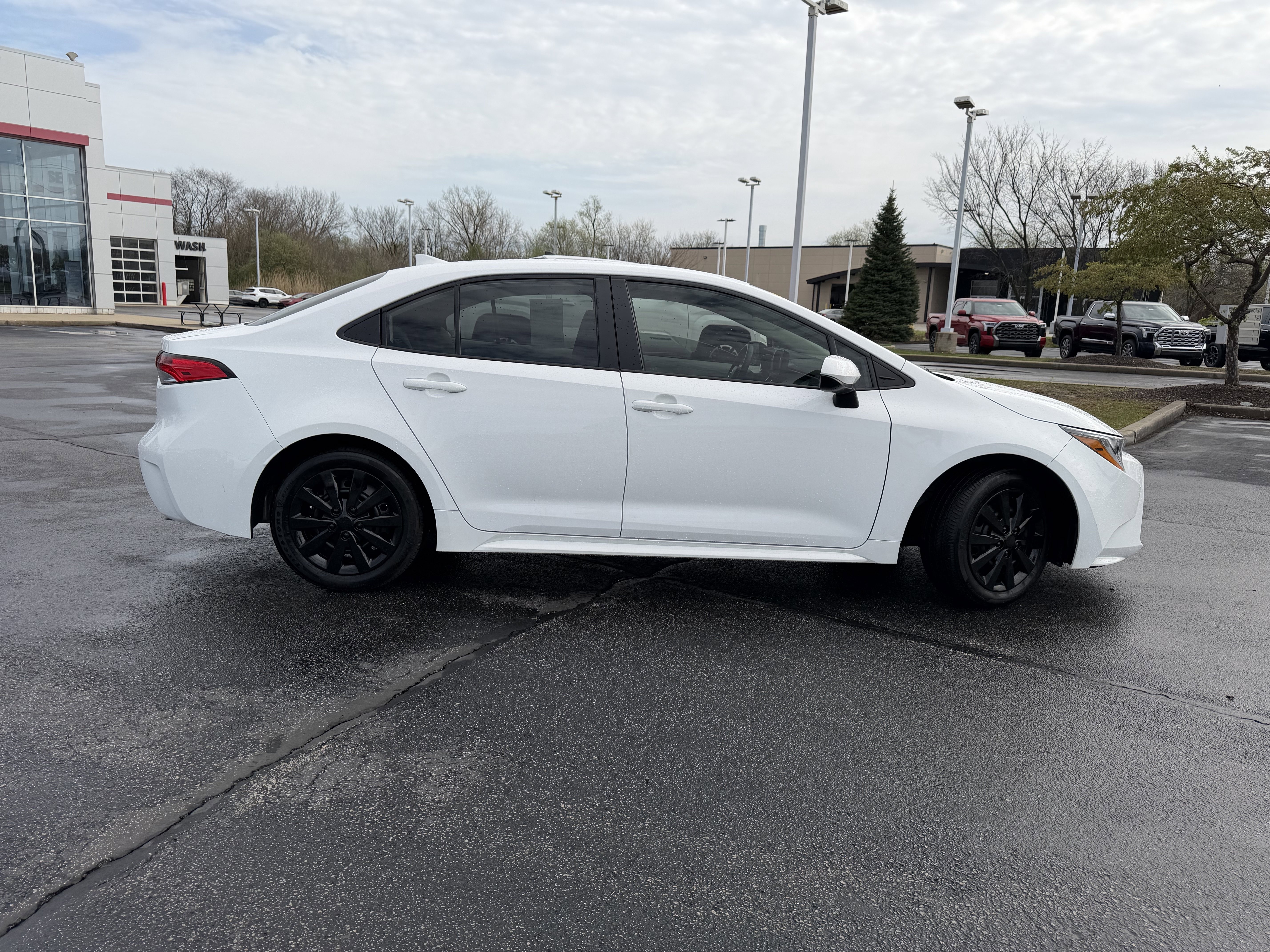 Used 2025 Toyota Corolla LE image 11
