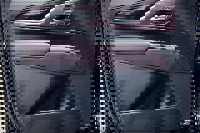 Used 2023 Cadillac Escalade Sport Platinum w/ LPO, ONYX Package image 23