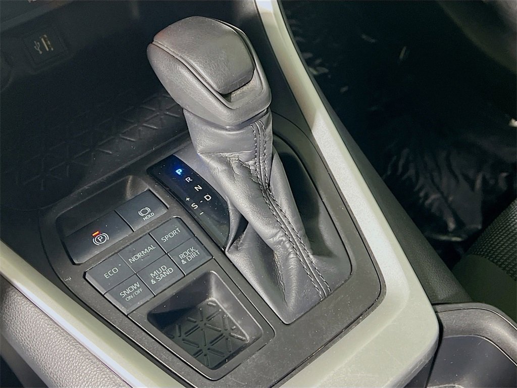 Certified 2023 Toyota RAV4 LE image 16