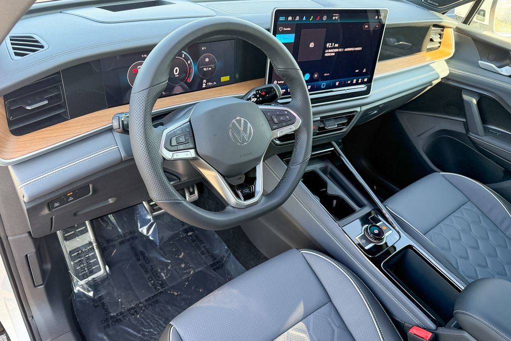 New 2026 Volkswagen Tiguan SEL R-Line image 12