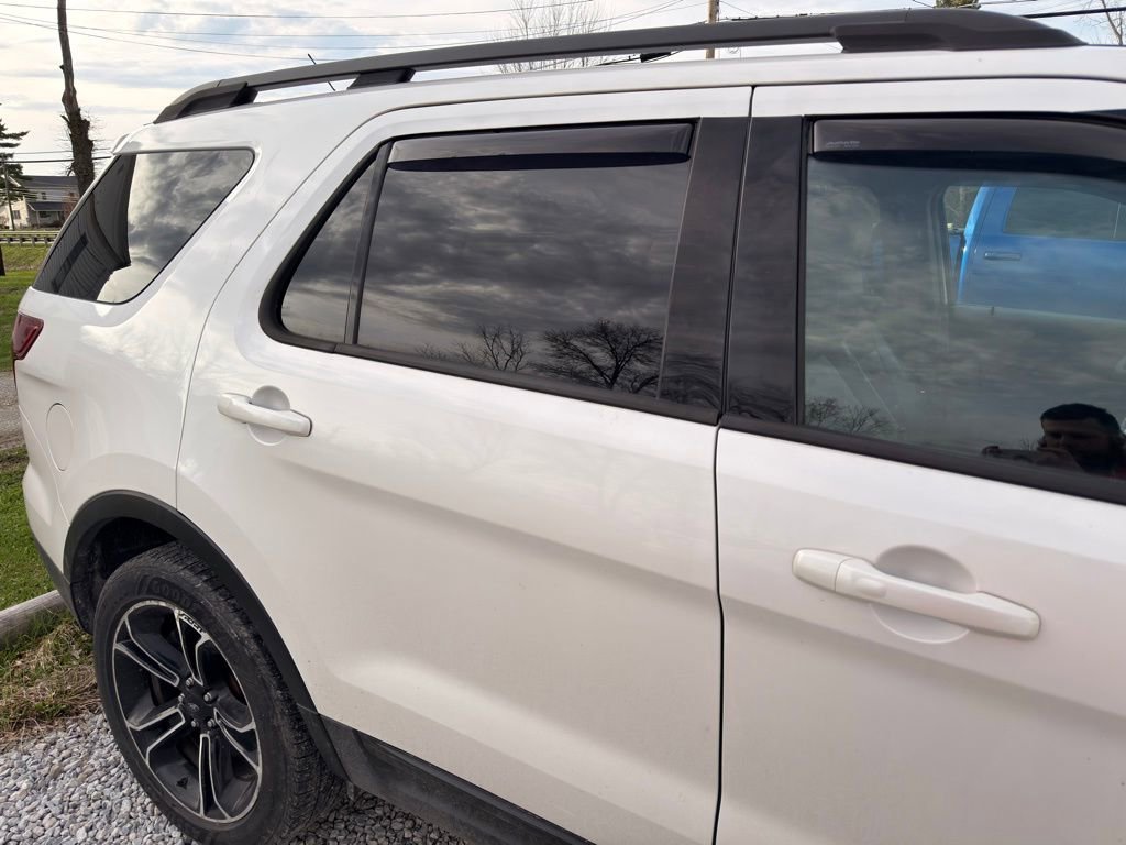 Used 2015 Ford Explorer Sport w/ Equipment Group 401A image 3