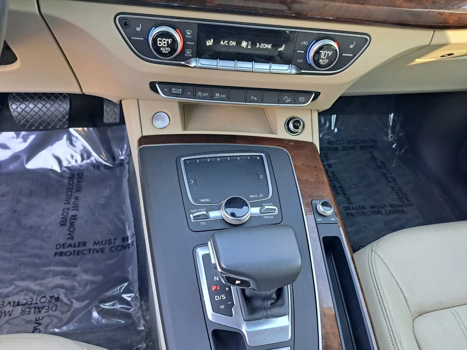 Used 2018 Audi Q5 2.0T Premium Plus w/ Premium Plus Package image 24