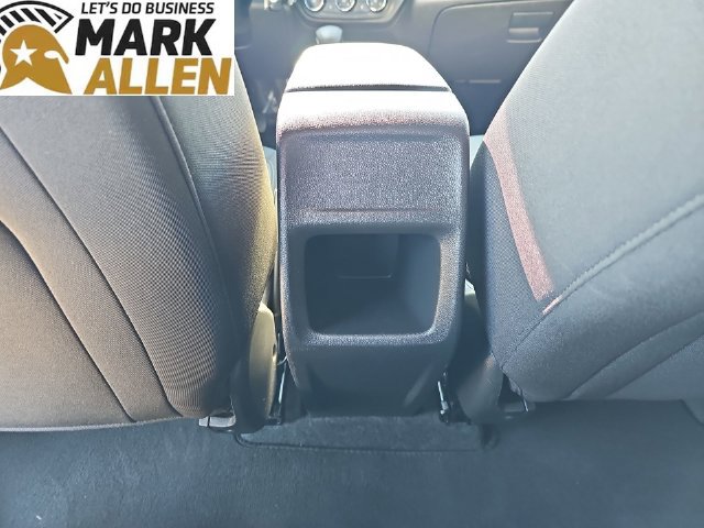 Used 2025 Chevrolet Trax RS w/ Sunroof Package FWD image 21