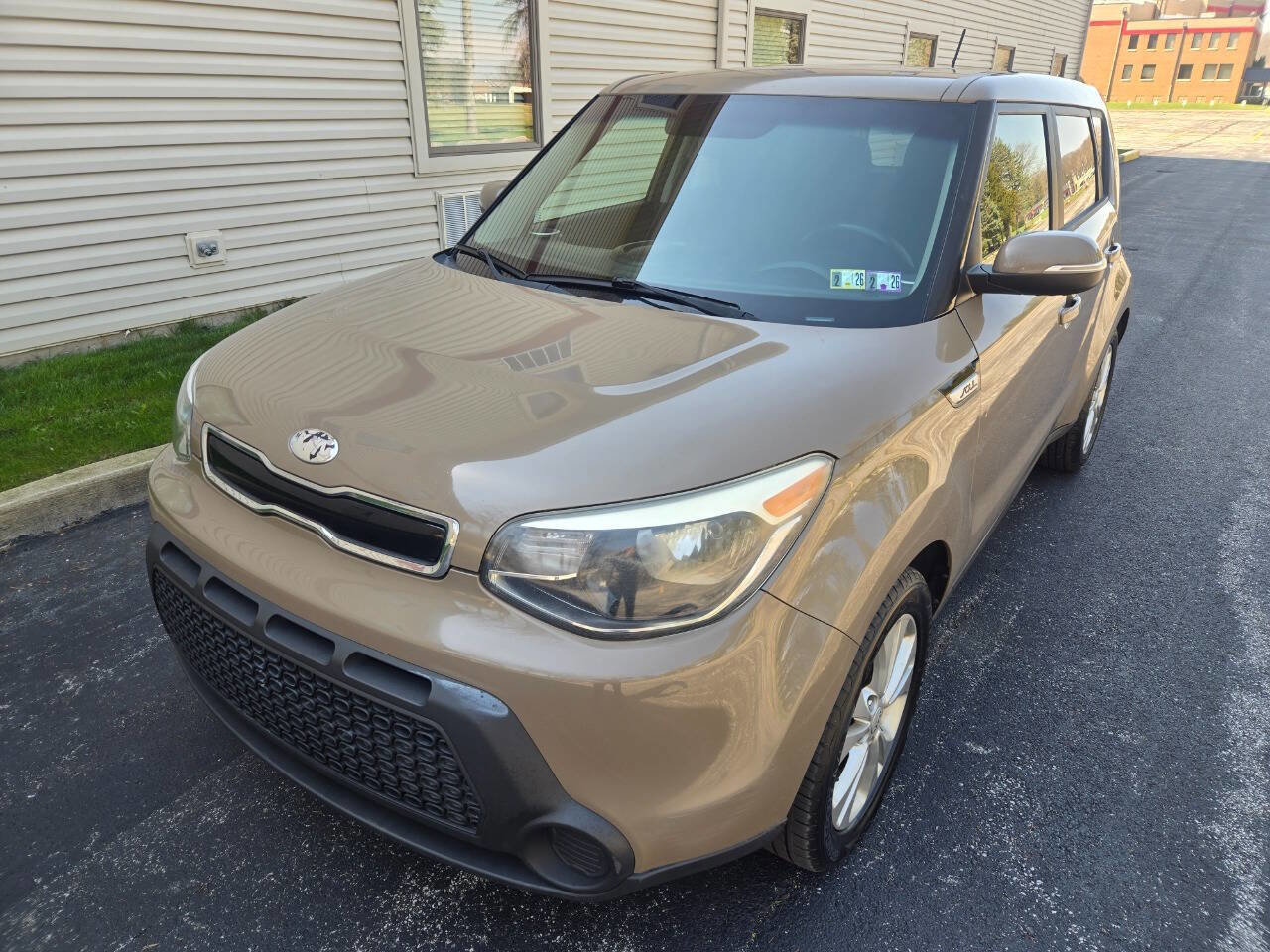 Used 2014 Kia Soul + image 3