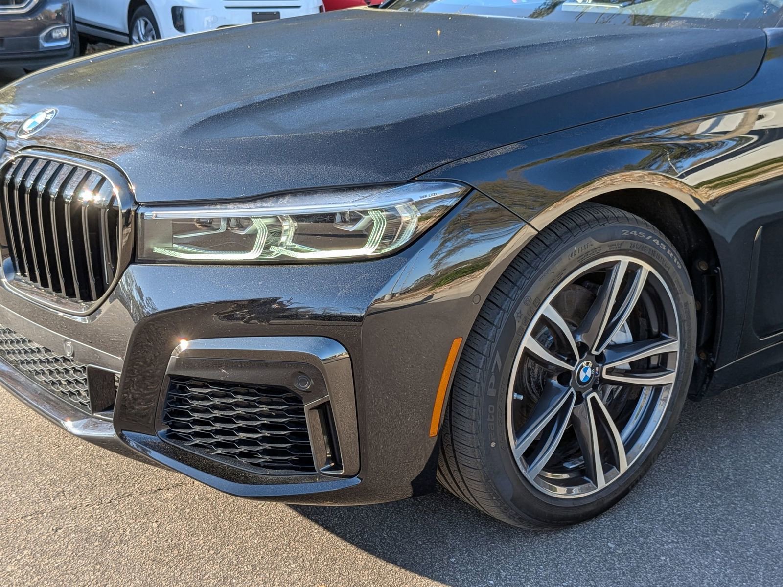 Used 2022 BMW 740i xDrive w/ M Sport Package AWD/4WD image 9