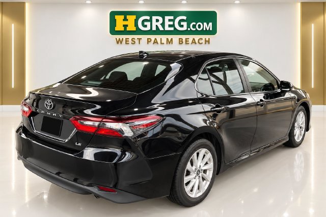 Used 2024 Toyota Camry LE FWD image 7