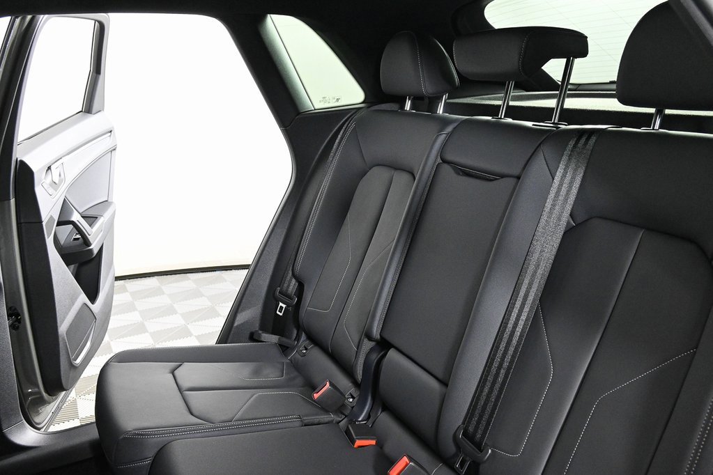 New 2025 Audi Q3 2.0T Premium image 19
