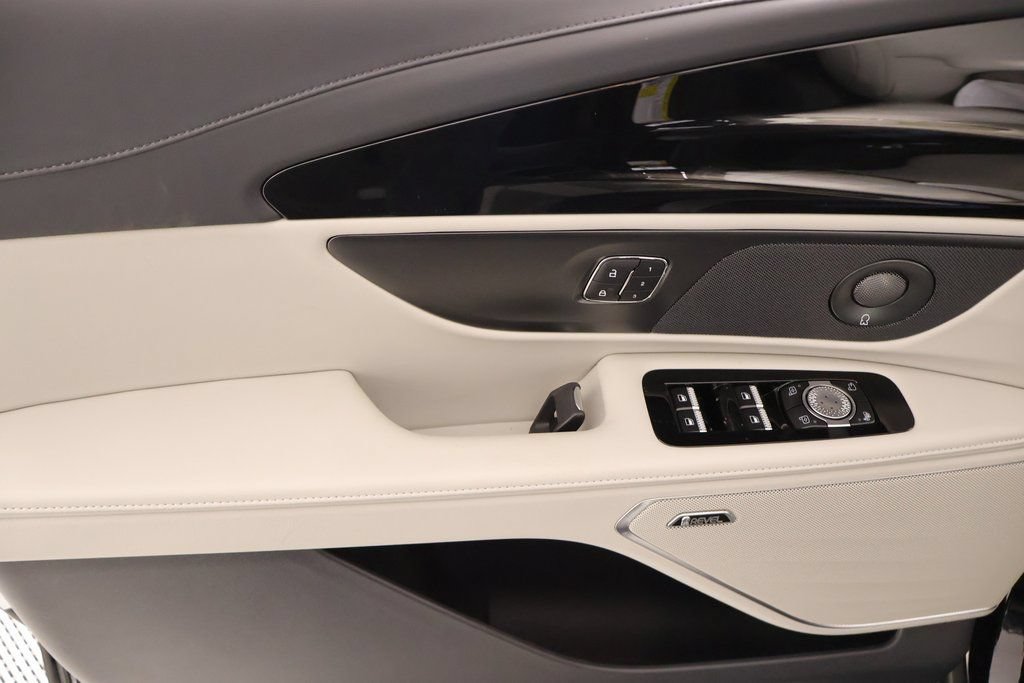 New 2026 Lincoln Nautilus Premier w/ Equipment Group 102A AWD/4WD image 16