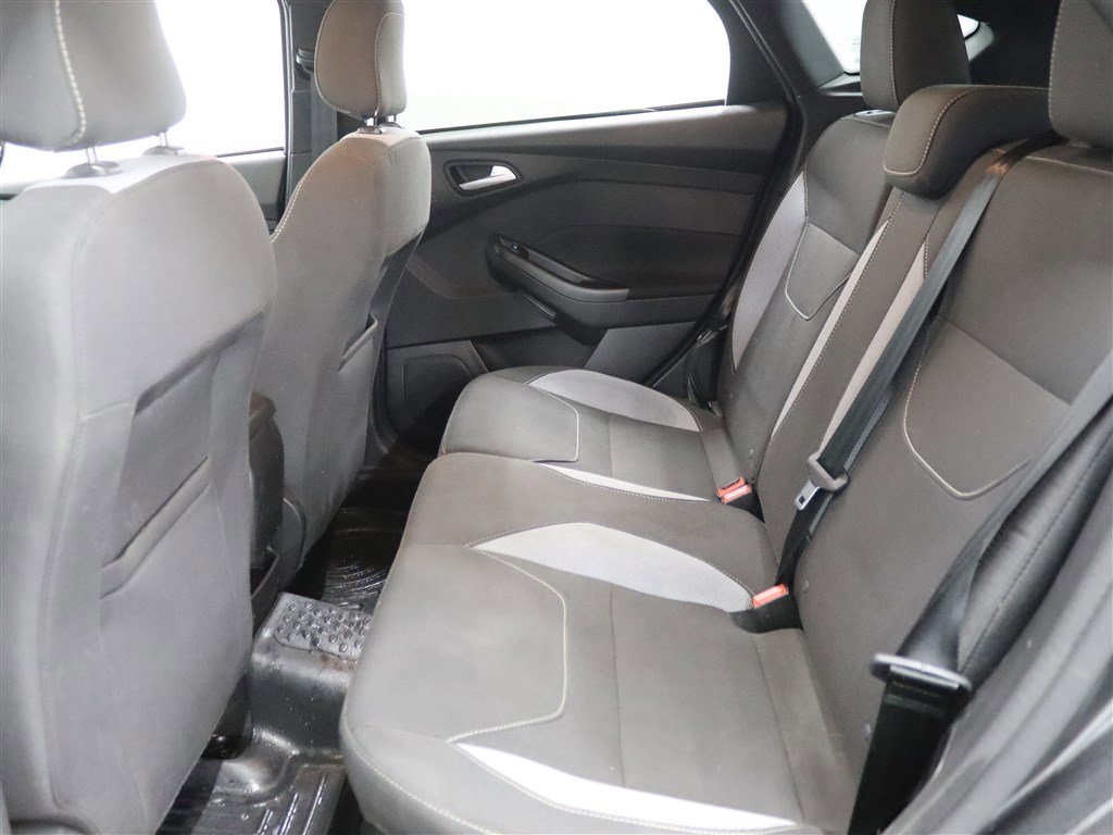 Used 2018 Ford Focus ST image 12