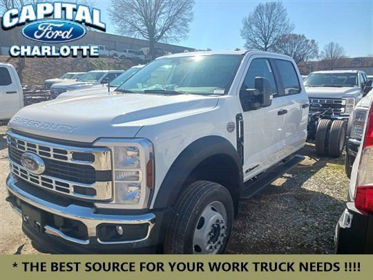 New 2024 Ford F550 2WD Crew Cab Super Duty w/ XL Chrome Package