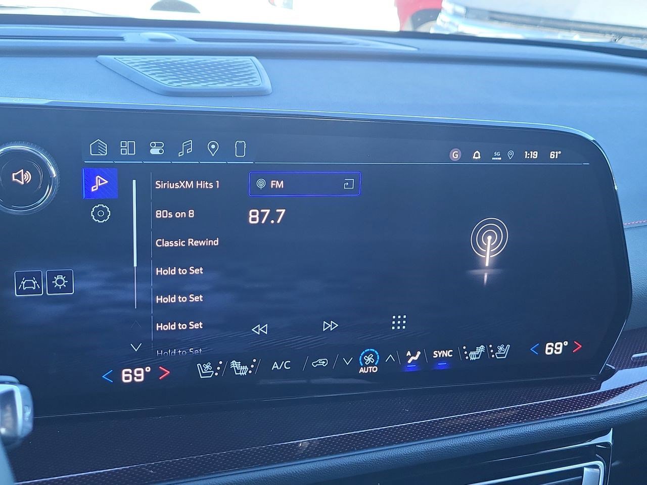 New 2026 Chevrolet Traverse RS image 19