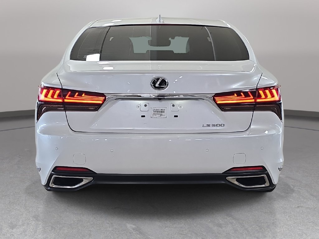 Used 2024 Lexus LS 500 RWD image 8