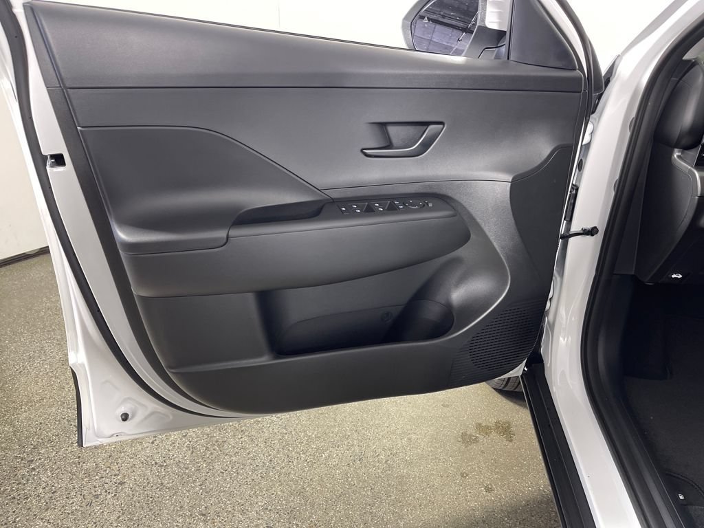 New 2026 Hyundai Kona SE AWD/4WD image 19