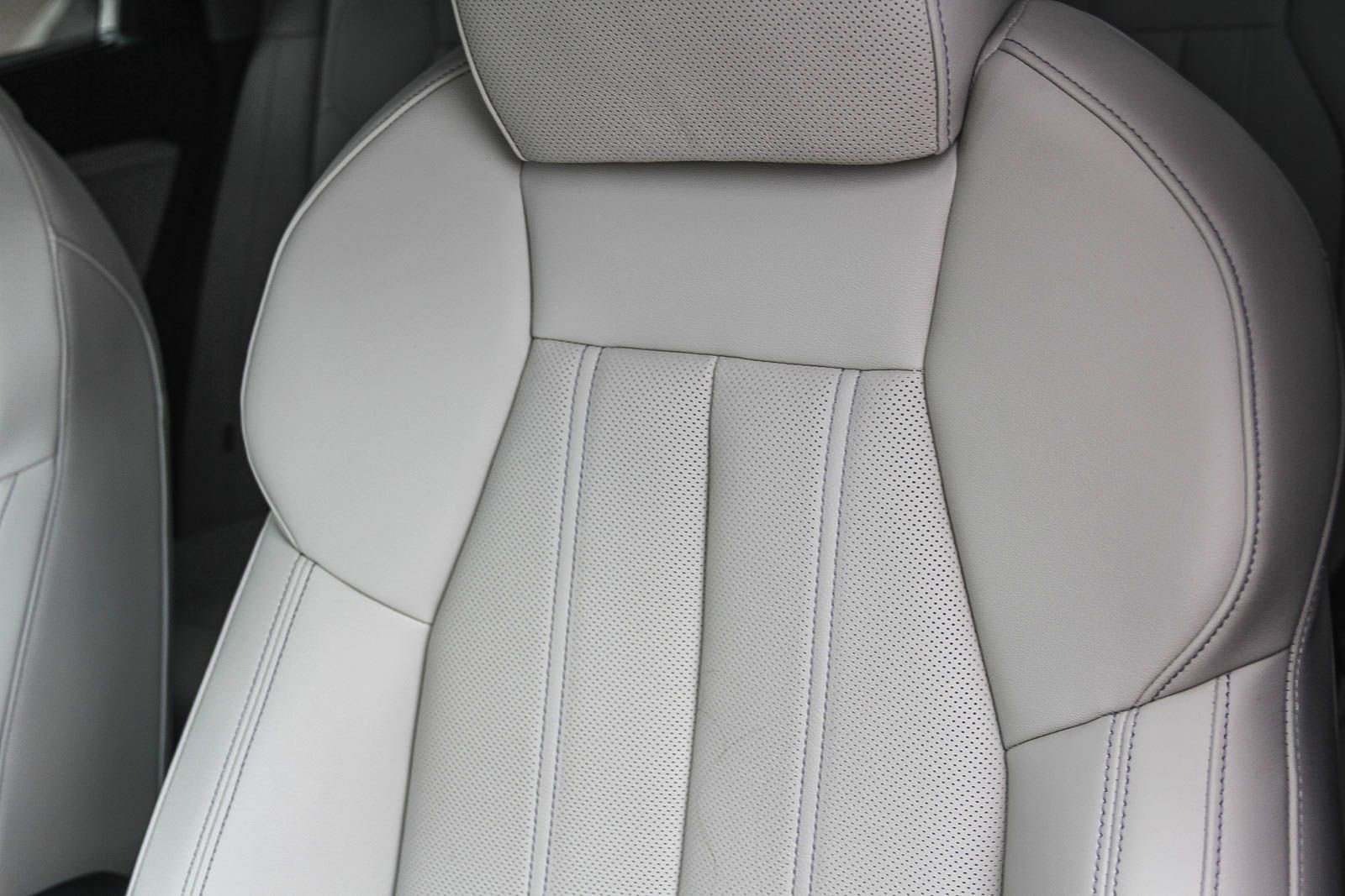 Certified 2025 Audi Q6 e-tron Premium Plus image 26