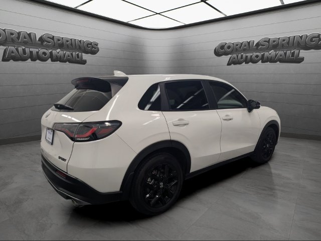 Certified 2025 Honda HR-V Sport image 7