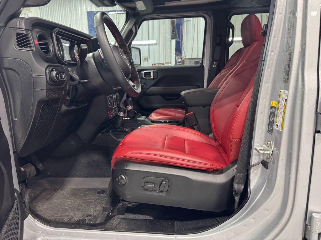 Used 2024 Jeep Wrangler Unlimited Rubicon 392 image 3