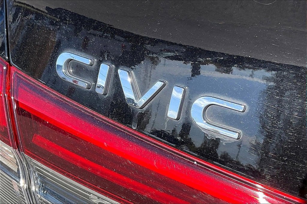 Used 2023 Honda Civic Sport image 10