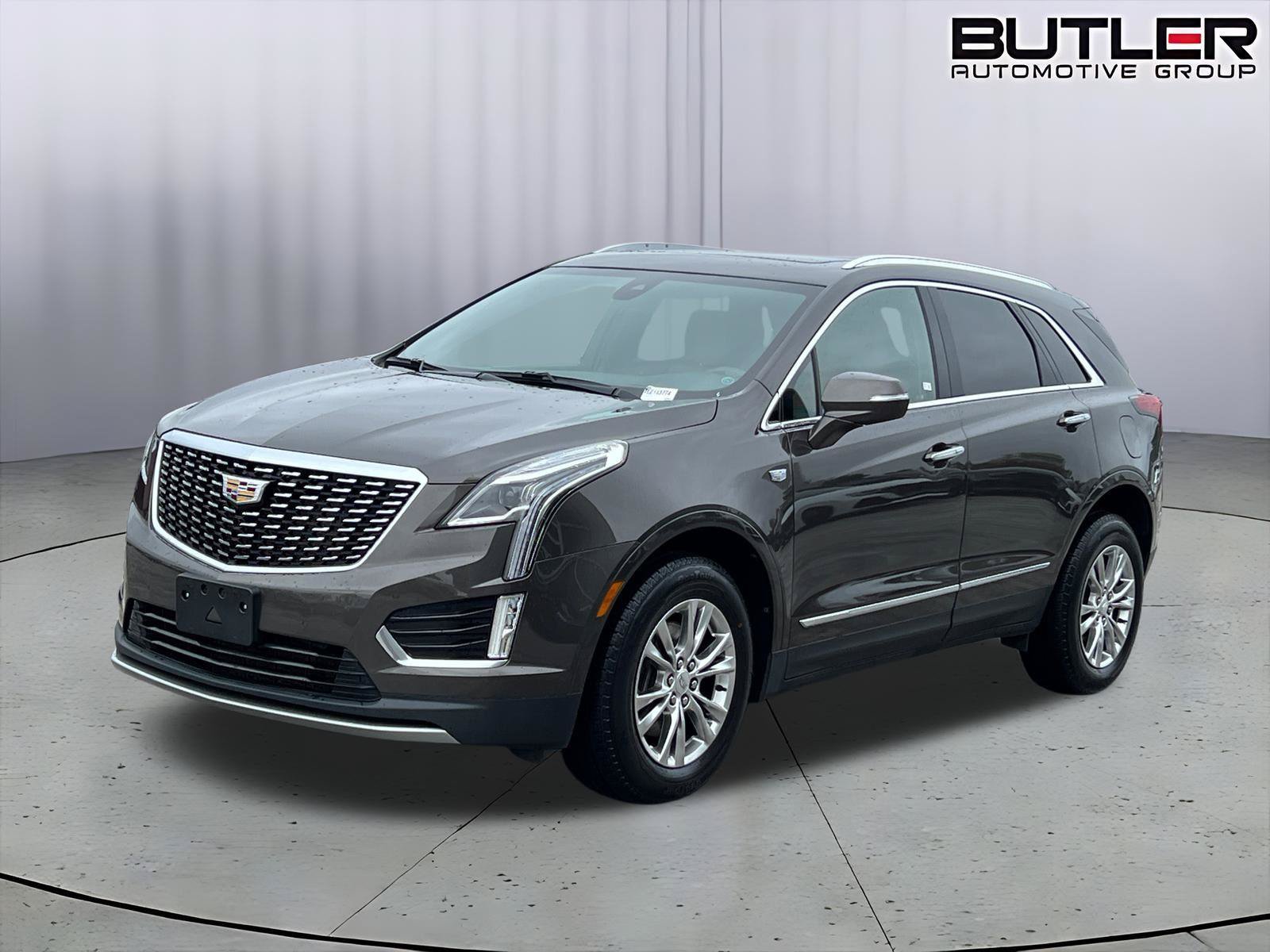 Used 2020 Cadillac XT5 Premium Luxury FWD image 1