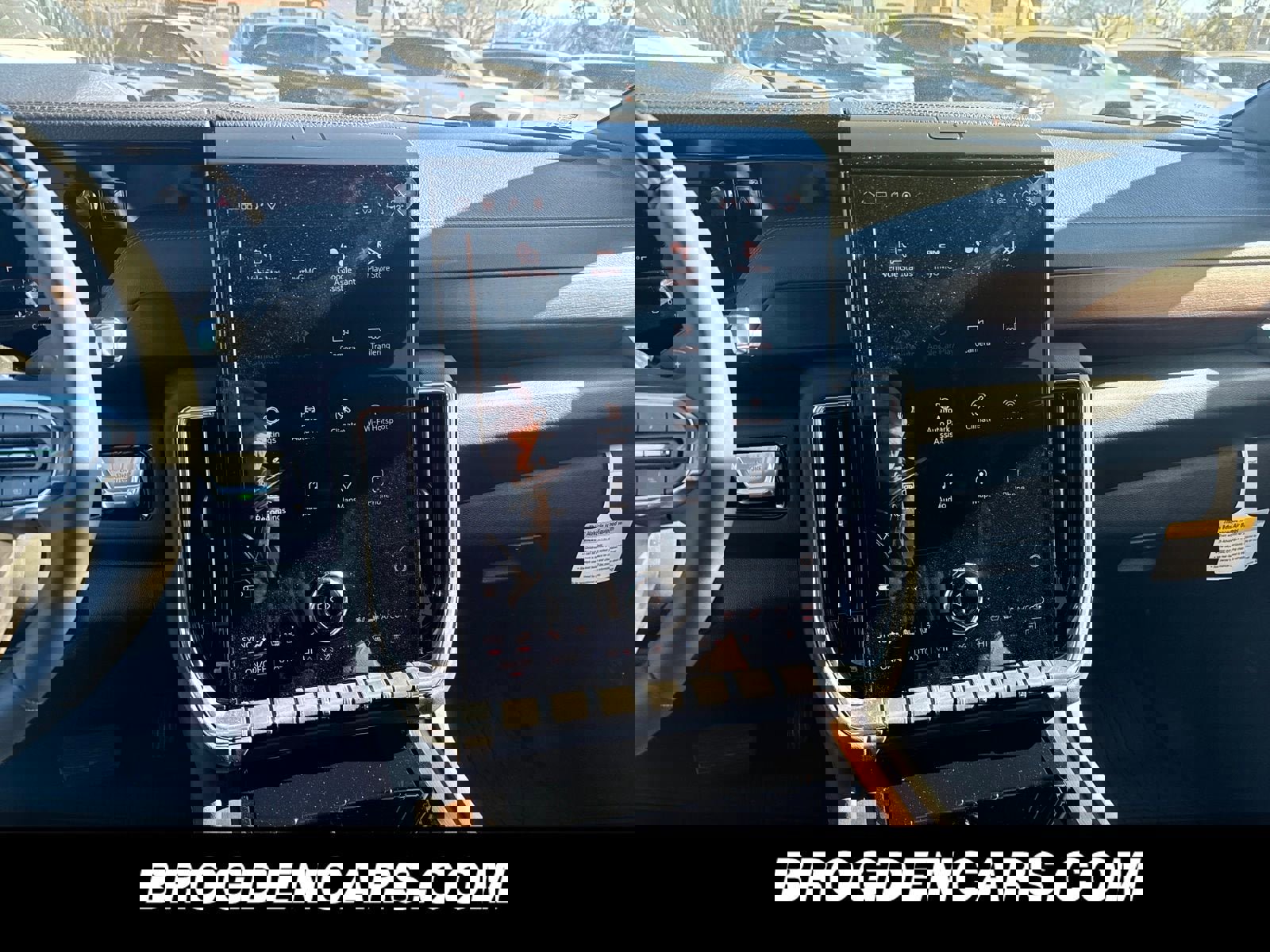 New 2026 GMC Yukon XL Denali image 10