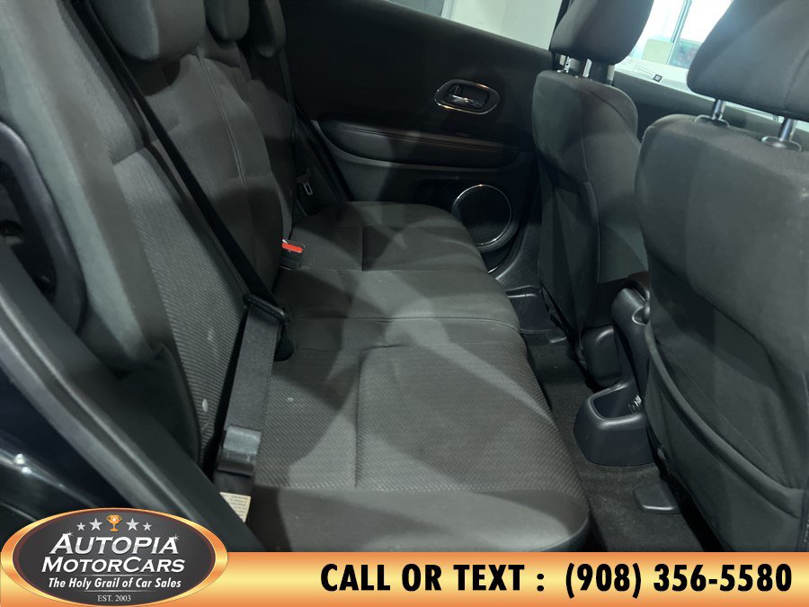 Used 2017 Honda HR-V EX image 16