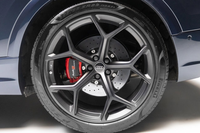Used 2025 Audi RS Q8 performance image 35