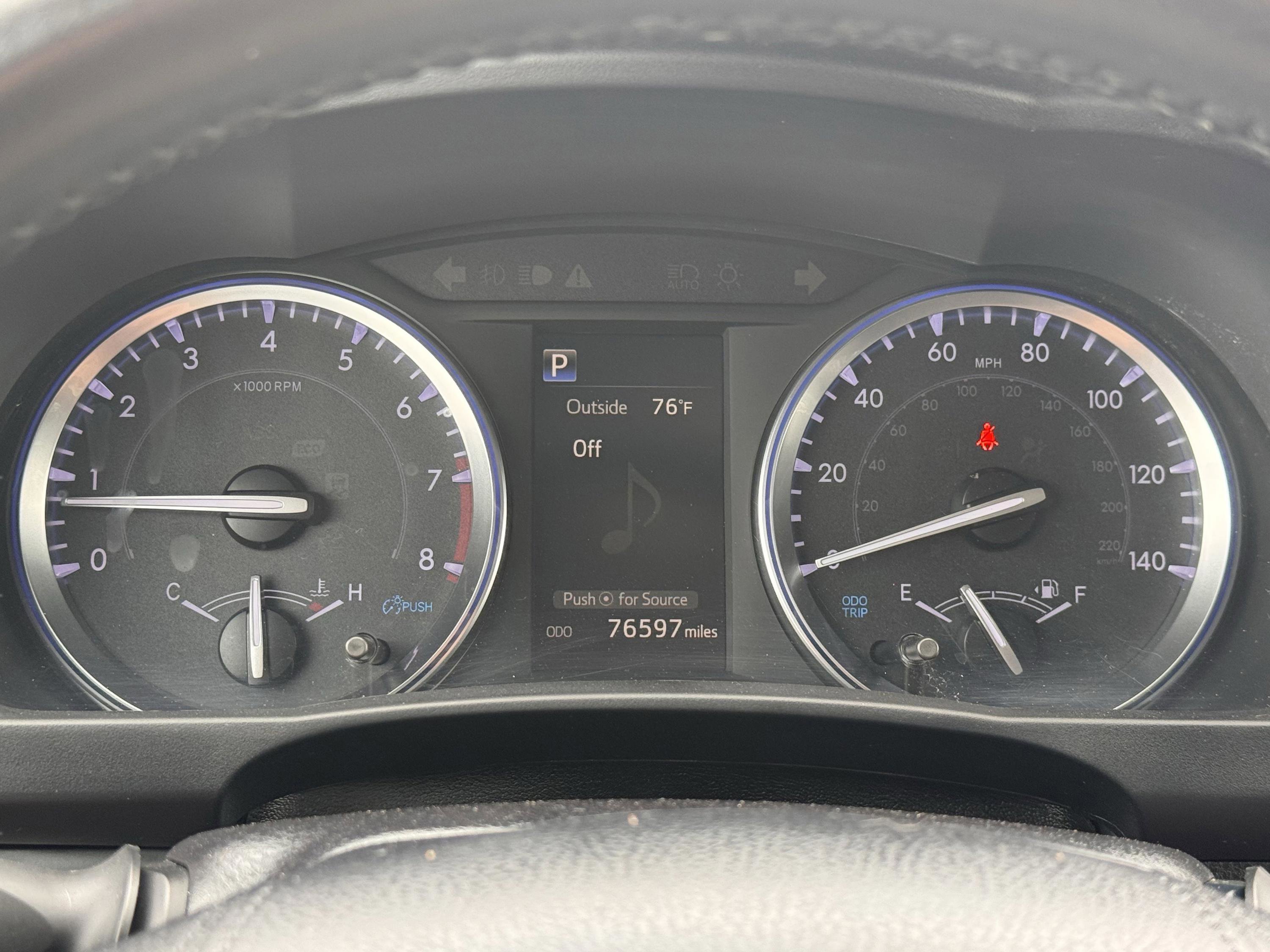 Used 2019 Toyota Highlander SE image 11