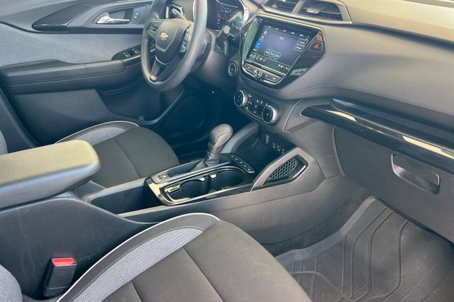 Used 2023 Chevrolet TrailBlazer LT w/ Convenience Package FWD image 19
