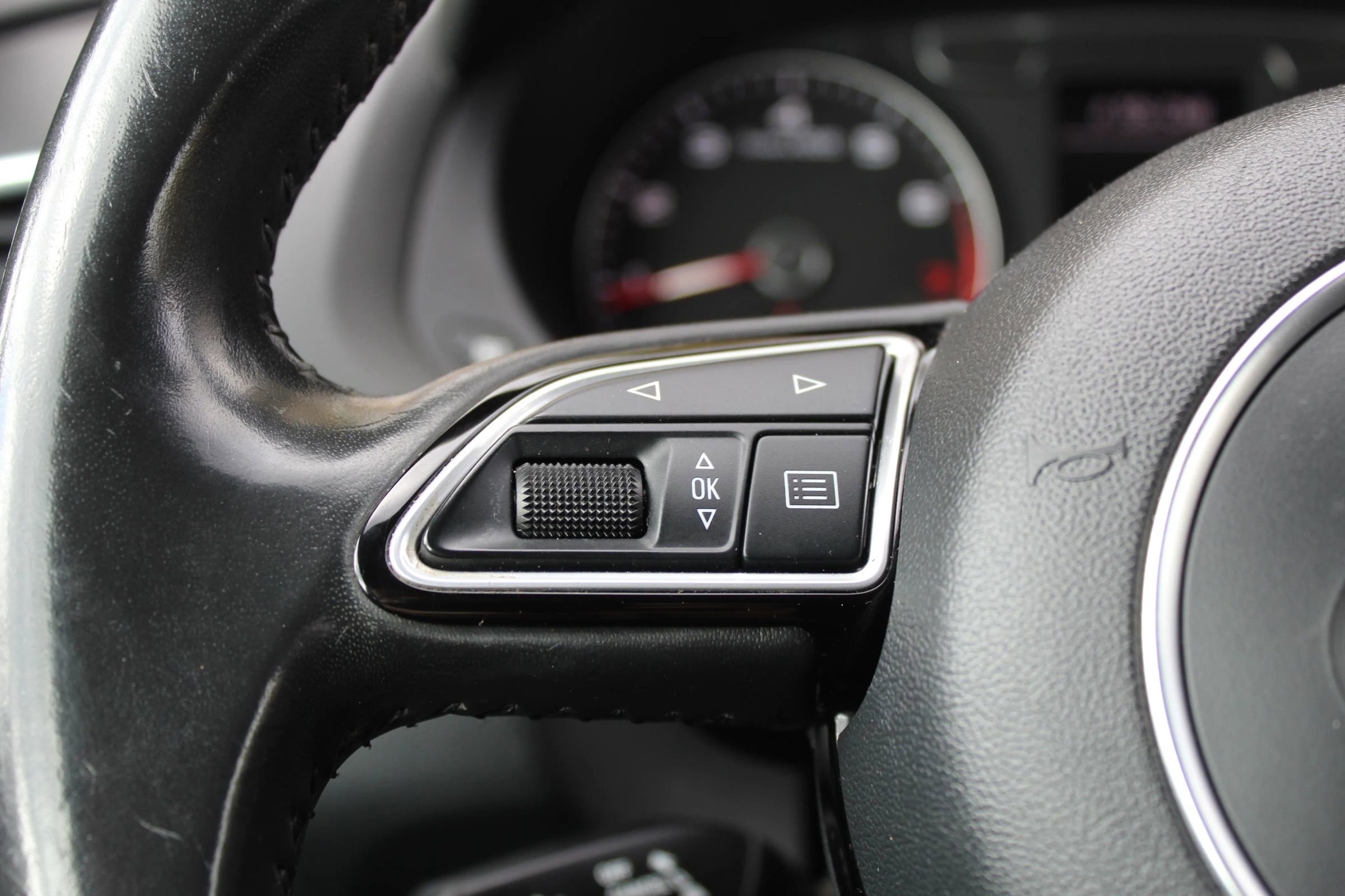 Used 2018 Audi Q3 2.0T Premium image 26