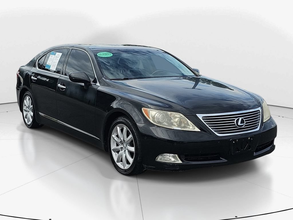 Used 2008 Lexus LS 460 L w/ Luxury Pkg RWD image 3