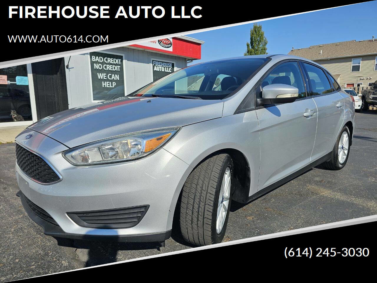 Used 2017 Ford Focus SE w/ Cold Weather Package image 1
