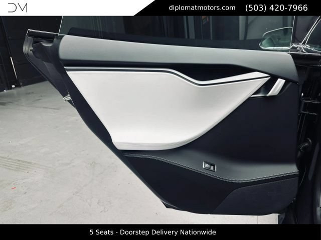 Used 2018 Tesla Model S 100D AWD/4WD image 26