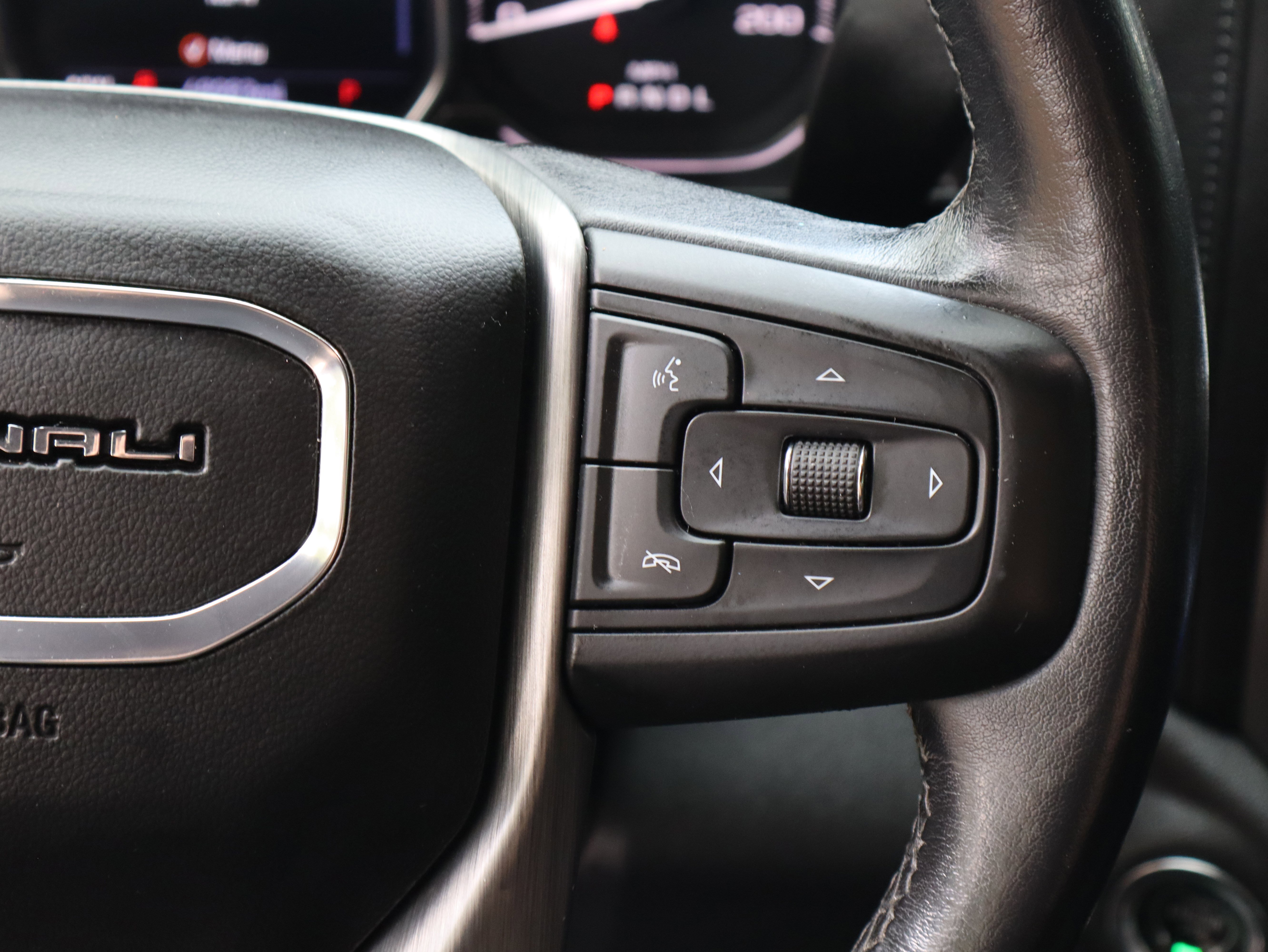 Used 2021 GMC Sierra 1500 Denali w/ Denali Ultimate Package AWD/4WD image 26