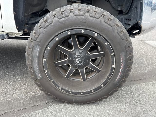 Used 2016 Toyota Tundra SR5 w/ TRD Off Road Package AWD/4WD image 11