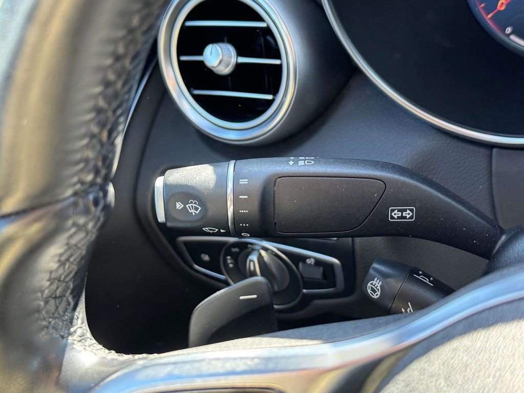 Used 2022 Mercedes-Benz C 300 4MATIC Coupe image 20