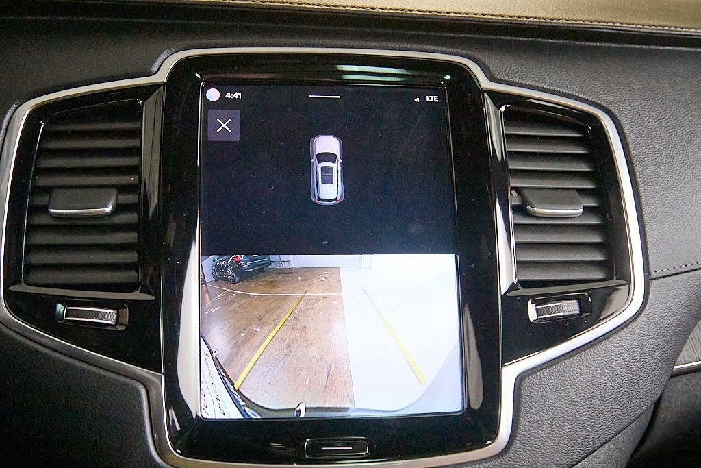 Certified 2023 Volvo XC90 T8 Ultimate w/ Protection Package Premier image 36