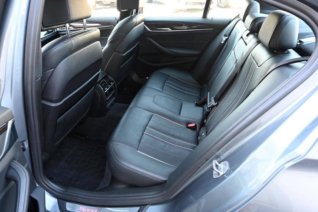 Used 2019 BMW 530i xDrive image 22