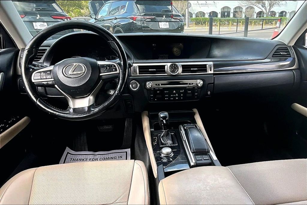 Used 2016 Lexus GS 200t image 7