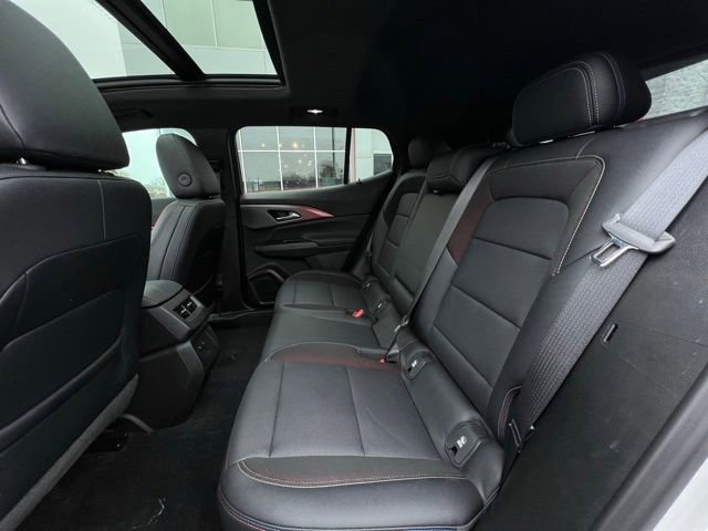 Used 2025 Chevrolet Equinox EV RS w/ Convenience Package II image 21