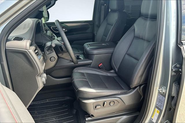 Used 2024 Chevrolet Tahoe RST w/ Luxury Package AWD/4WD image 22