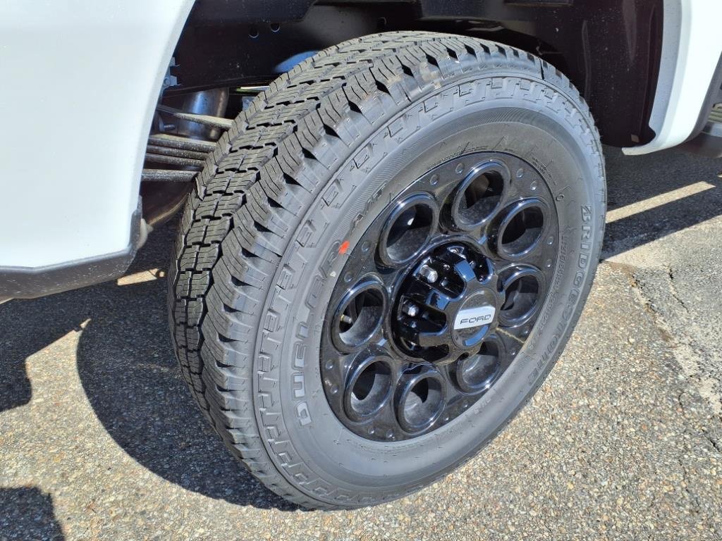 New 2025 Ford F350 Lariat w/ Lariat Ultimate Package image 8